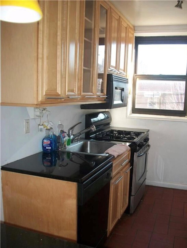 Foto del edificio - 288 West 238th Street