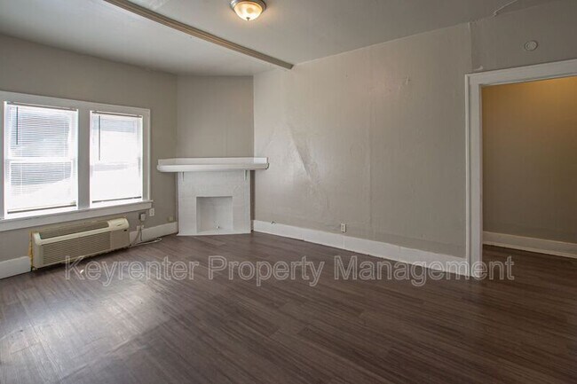 Building Photo - 814 NW 32nd St