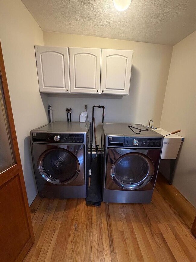 Foto del edificio - 33 Lafayette St