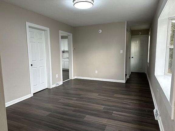 Foto principal - 3705 Moyer Ave
