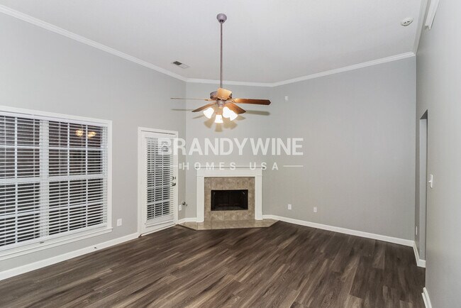 Building Photo - 9127 Berry Garden Cir S