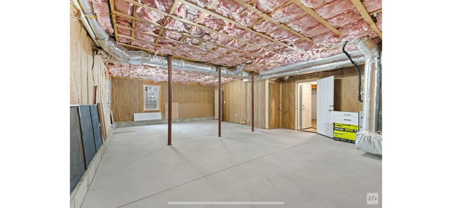 Building Photo - 325 East St