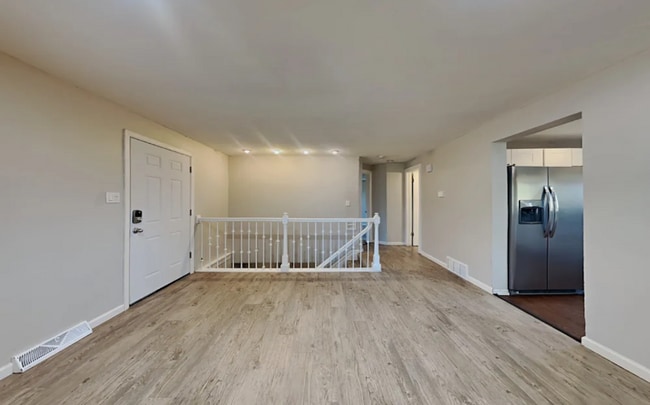 Building Photo - 388 Helena Cir