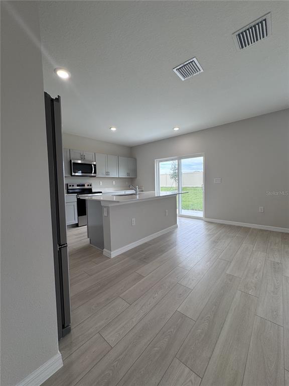 Foto del edificio - 4039 Gardenia Ave