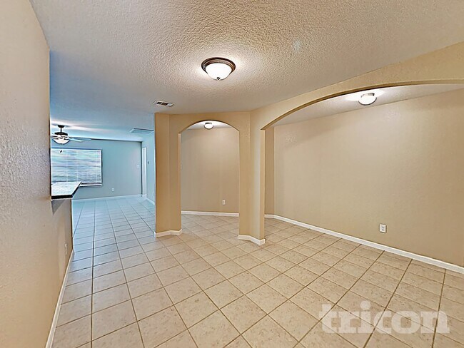 Foto del edificio - 725 Totem Trail Dr