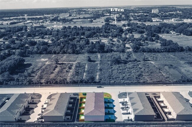 Foto del edificio - 208 Autumn Berry Ln