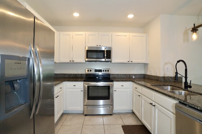 Foto del edificio - 3212 Surfbird St