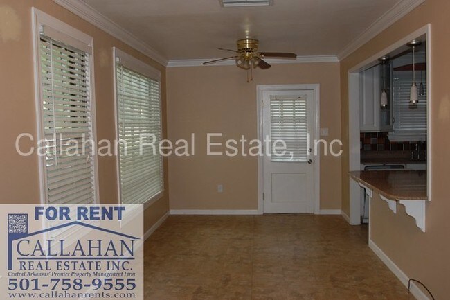 Building Photo - Heights 2 Bedroom Home