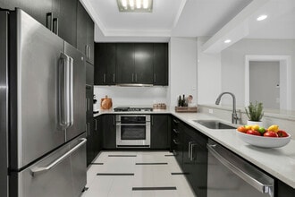 Building Photo - Skyline Ridge