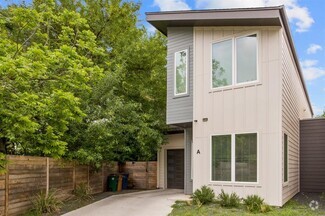 Building Photo - 6112 Calmar Cove
