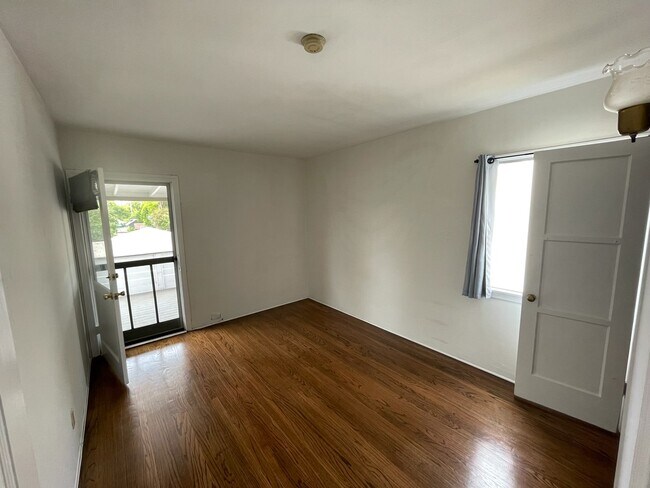 Foto del edificio - 1311 W Alameda Ave