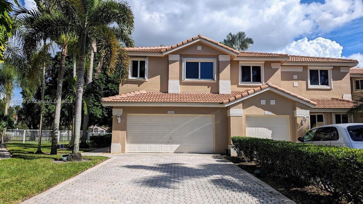1181 SW 158th Ave, Pembroke Pines, FL 33027 Townhome Rentals in Pembroke Pines FL