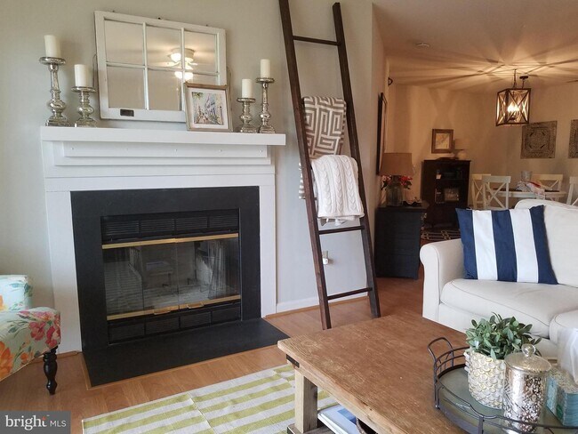 Foto del edificio - 603 Admiral Dr