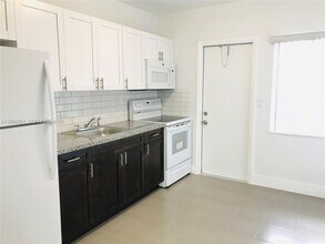 Building Photo - 5454 NW 5th Ave