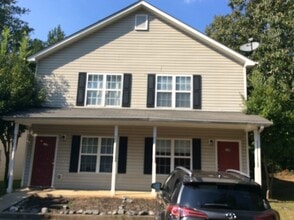 Building Photo - 119 Lilli Ln