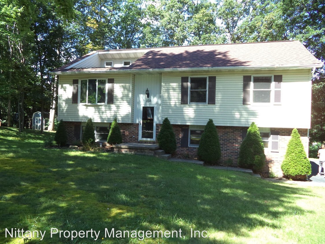 3 br, 2.5 bath House 102 Pickwick Avenue House Rental in State