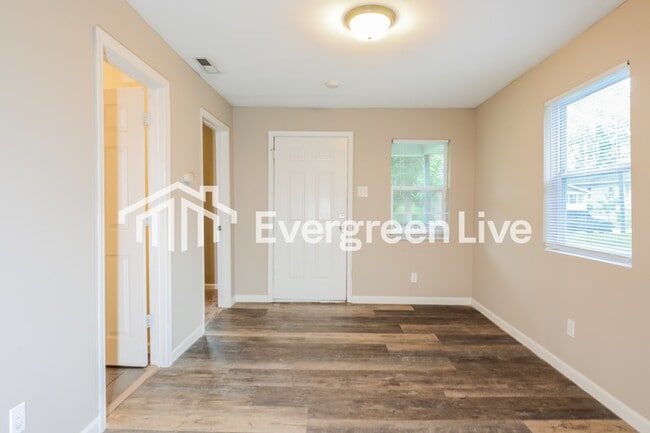 Foto del edificio - 114 S Sheridan Ave