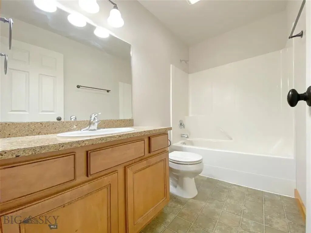 Foto del edificio - 957 Forestglen Dr
