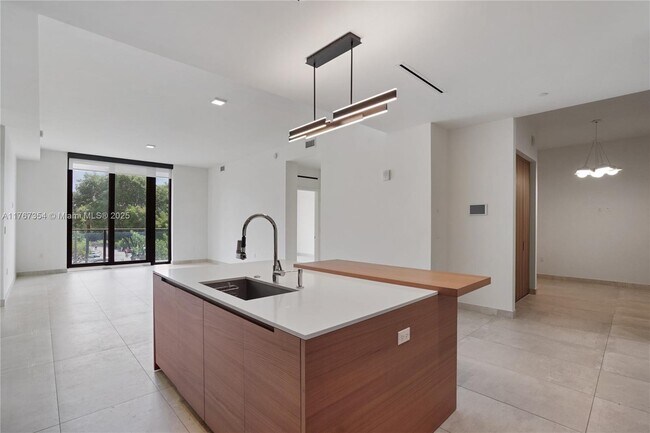Foto del edificio - 3581 E Glencoe St