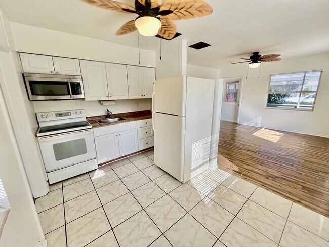 Foto del edificio - South Mercury Avenue - 308