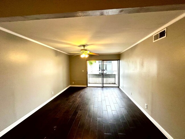 Foto del edificio - ***MOVE-IN SPECIAL 2 WEEKS FREE RENT***Spa...