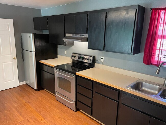 Foto del edificio - Cute 2006 Home!