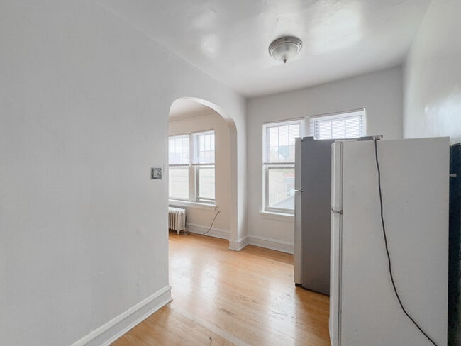 Foto del edificio - 1245 Elmwood Ave