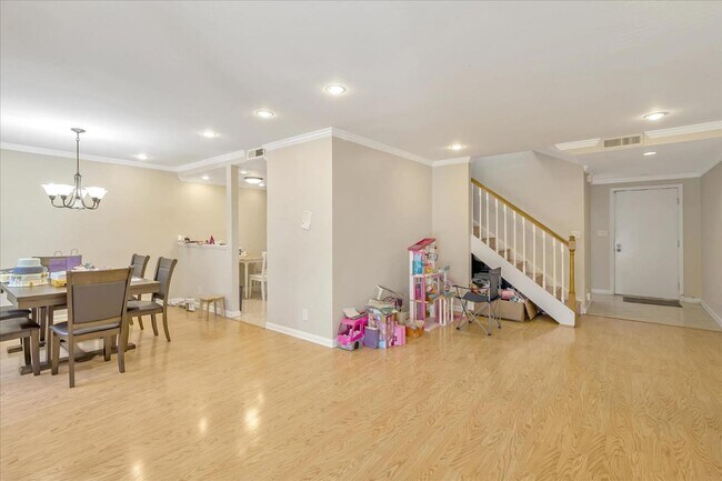 Foto del edificio - 1105 Sprague Ln