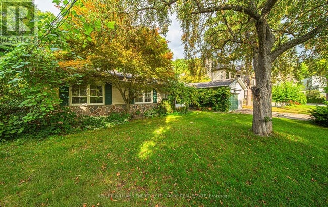 Building Photo - 15 Artinger Ct