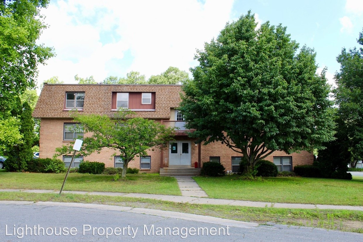 961 McCarty St NW, Grand Rapids, MI 49544 Apartment for Rent in Grand