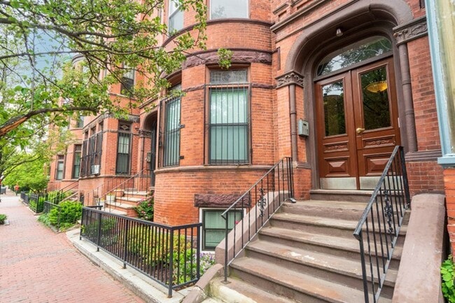 Front Entrance - 127 St. Botolph Street
