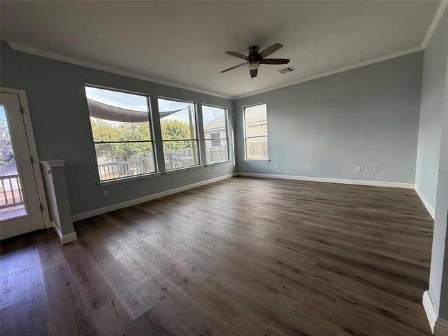 Foto del edificio - 723 Settlement St