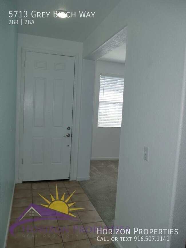 Foto del edificio - 5713 Grey Birch Way