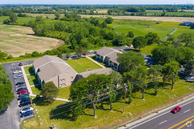 Building Photo - Newport Park Apartments