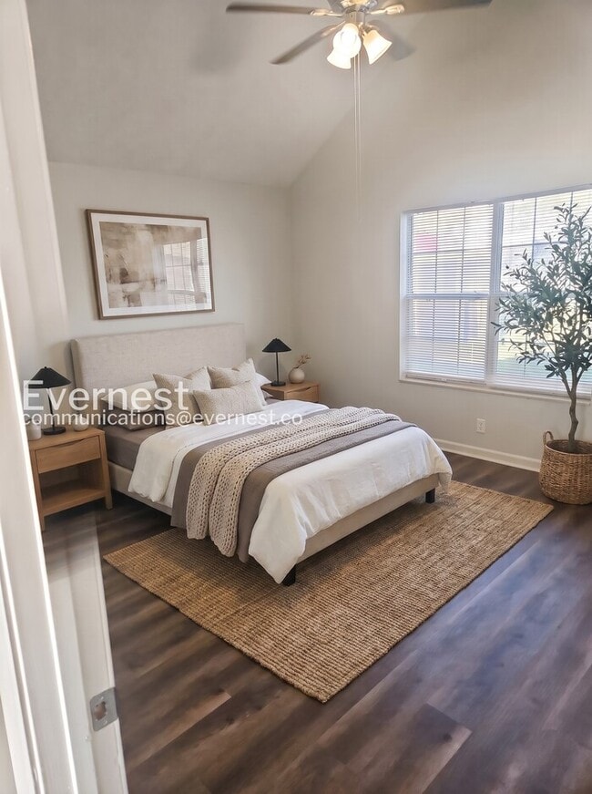 Foto del edificio - 1407 Apache Ln