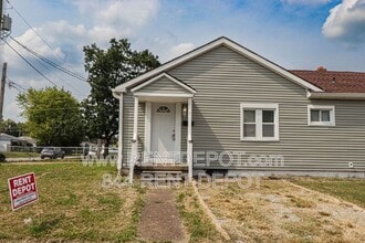 Building Photo - 2501 N Evans Ave