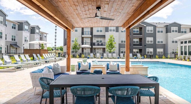 Building Photo - The Westlyn