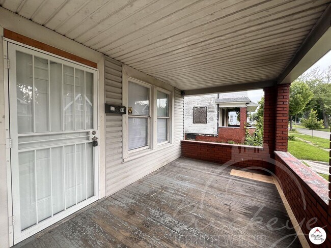 Foto del edificio - 3113 Scottwood Ave
