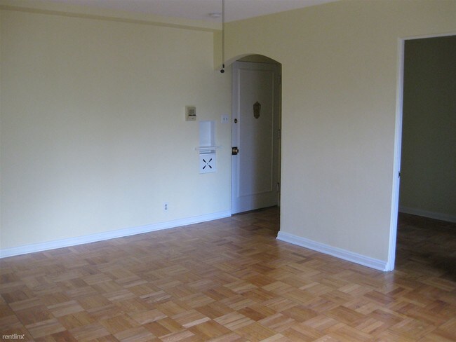 Foto del edificio - 518 Thompson St