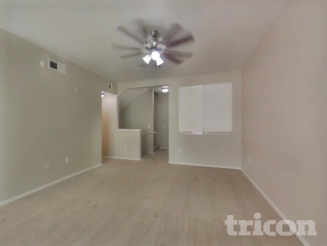 Building Photo - 18250 N Cave Creek Rd