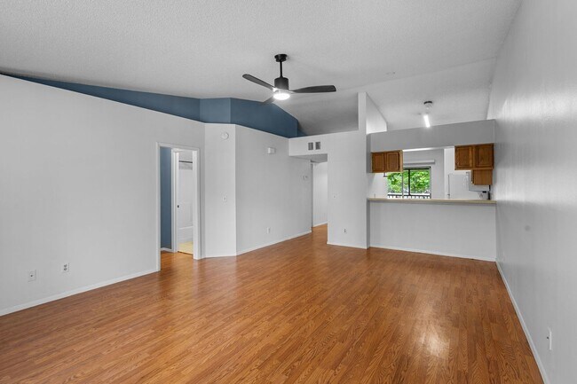 Foto del edificio - 2/2 Condo With Screened Patio in Conway area