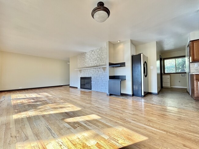 Foto del edificio - 6917 W Randolph Dr
