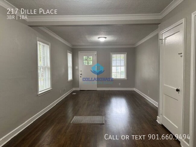 Photo - 217 Dille Pl House