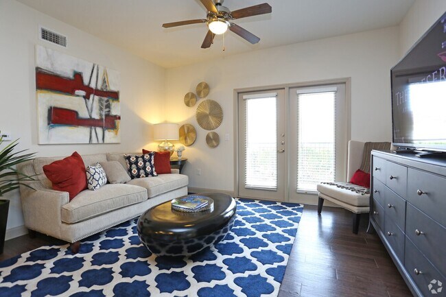 Building Photo - Chic Comfort, Perfect Location