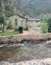 Building Photo - 911 Taos St