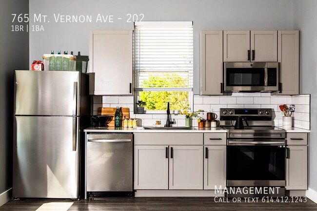 Building Photo - Beautiful New Apartment Community - THE LU...