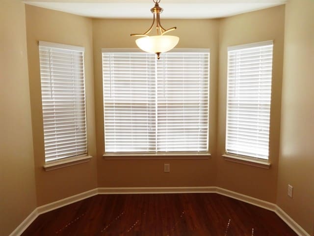 Building Photo - 9029 Robins Nest Way