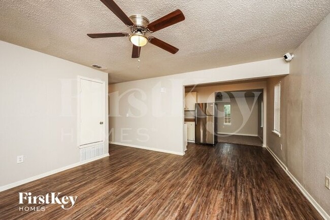 Foto del edificio - 6244 Hartman Rd