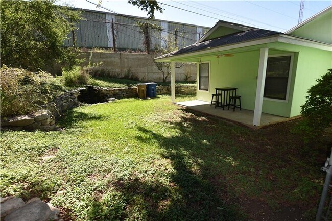 Building Photo - 703 Gamez Cove