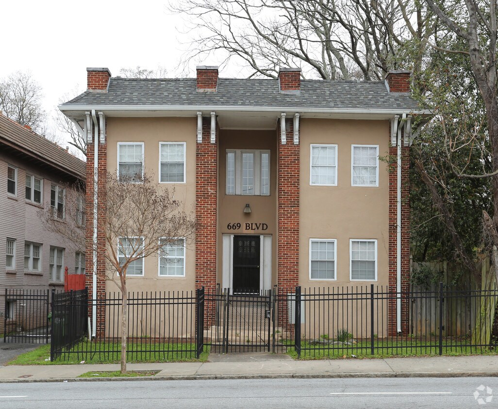 Building Photo - 669 Boulevard NE